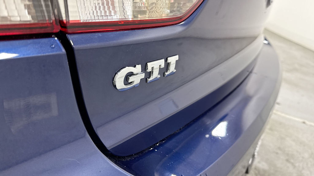 Thumbnail: 2013 Volkswagen Golf - 5