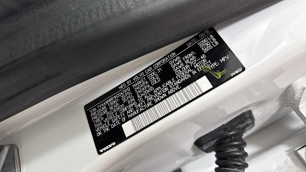 Thumbnail: 2017 Volvo XC60 - 20