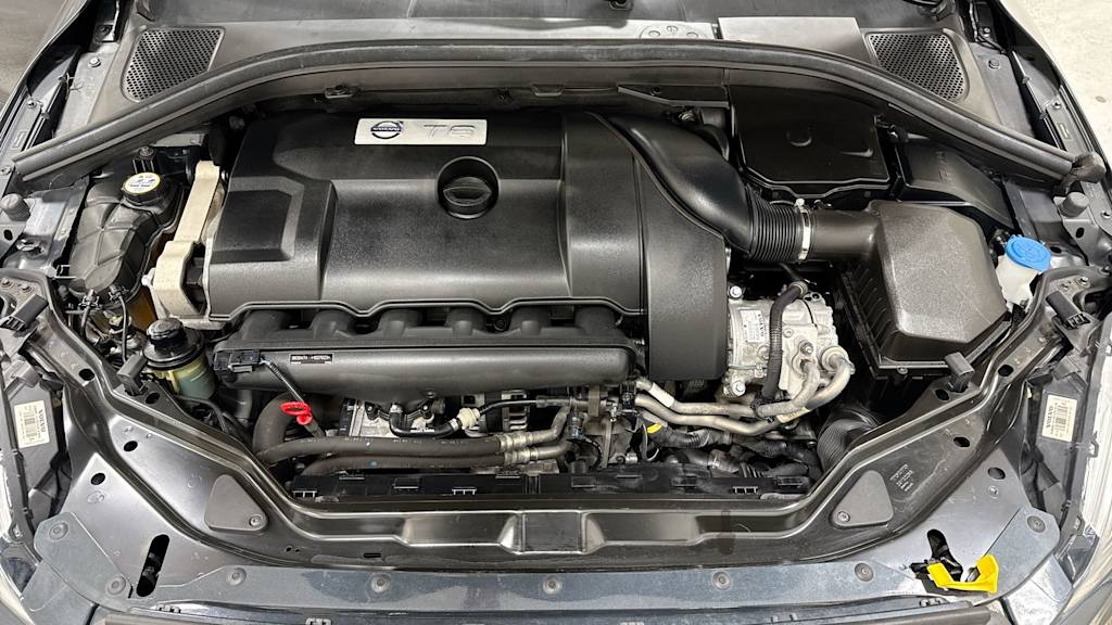 2015 Volvo XC60 T6 7