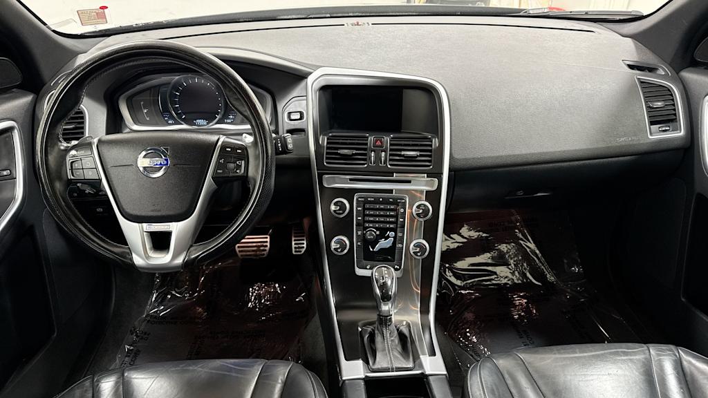 2015 Volvo XC60 T6 12