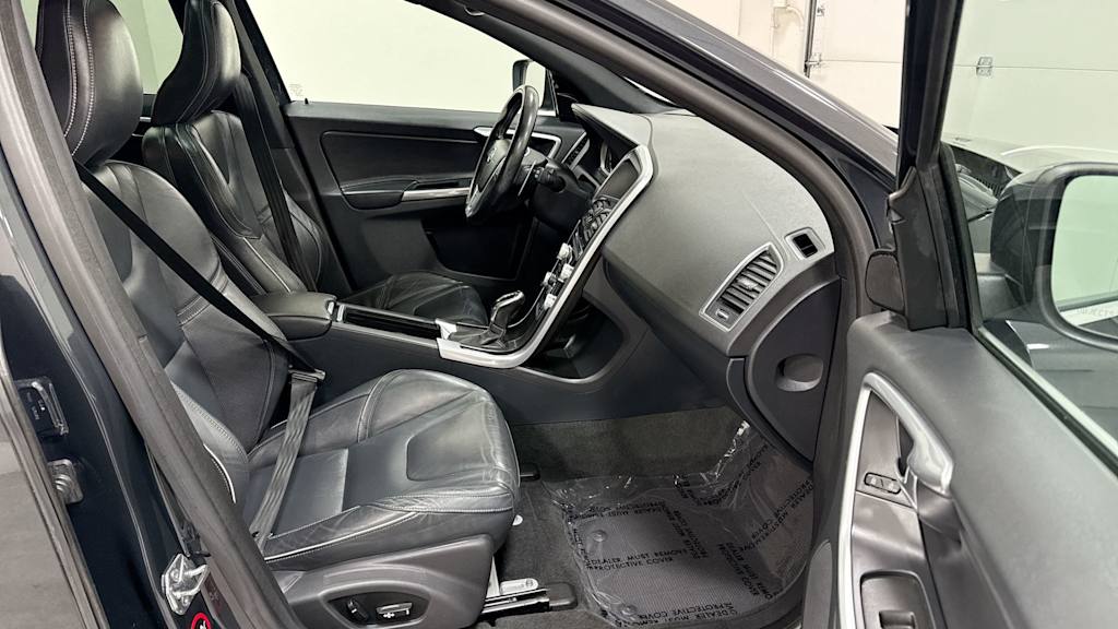 2015 Volvo XC60 T6 30