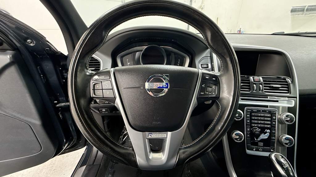2015 Volvo XC60 T6 8