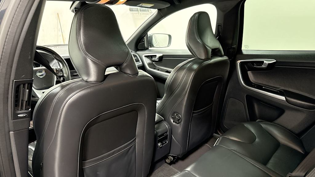 2015 Volvo XC60 T6 29