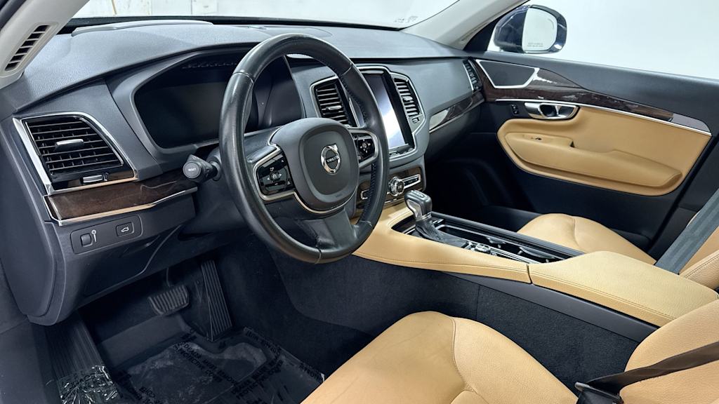 Thumbnail: 2016 Volvo XC90 - 2