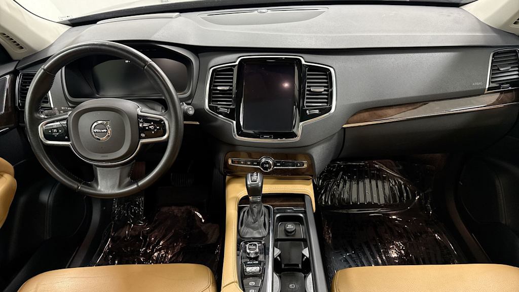 Thumbnail: 2016 Volvo XC90 - 13