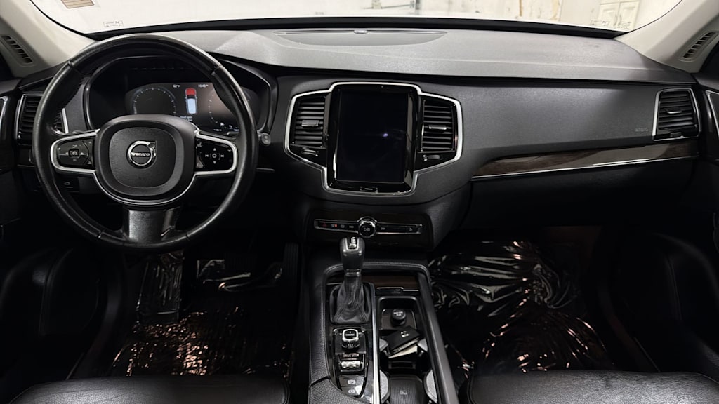 Thumbnail: 2017 Volvo XC90 - 14