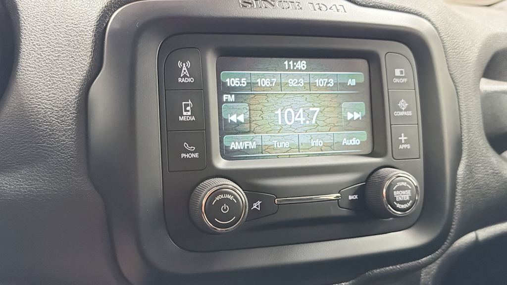 Thumbnail: 2016 Jeep Renegade - 15