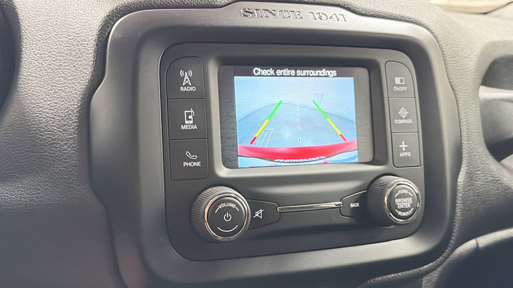 Thumbnail: 2016 Jeep Renegade - 26