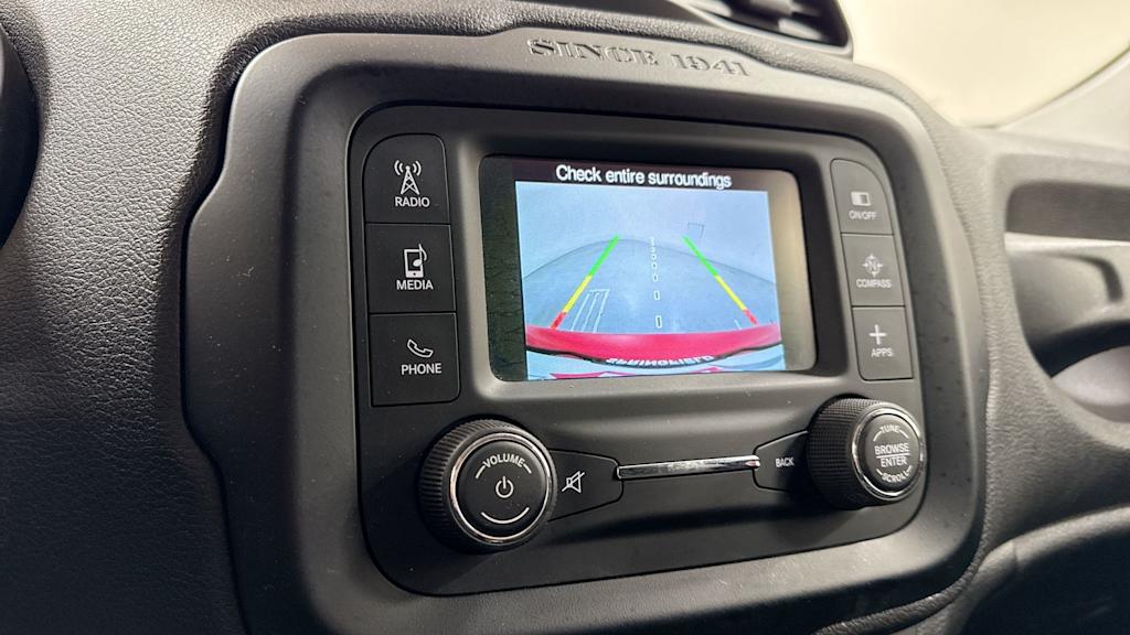 2016 Jeep Renegade Sport 26