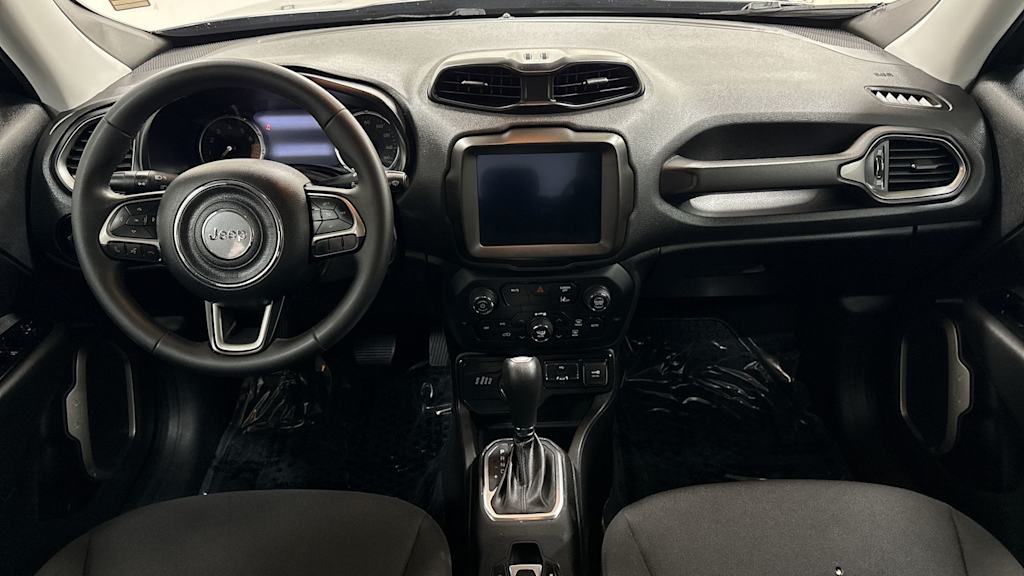 Thumbnail: 2022 Jeep Renegade - 13