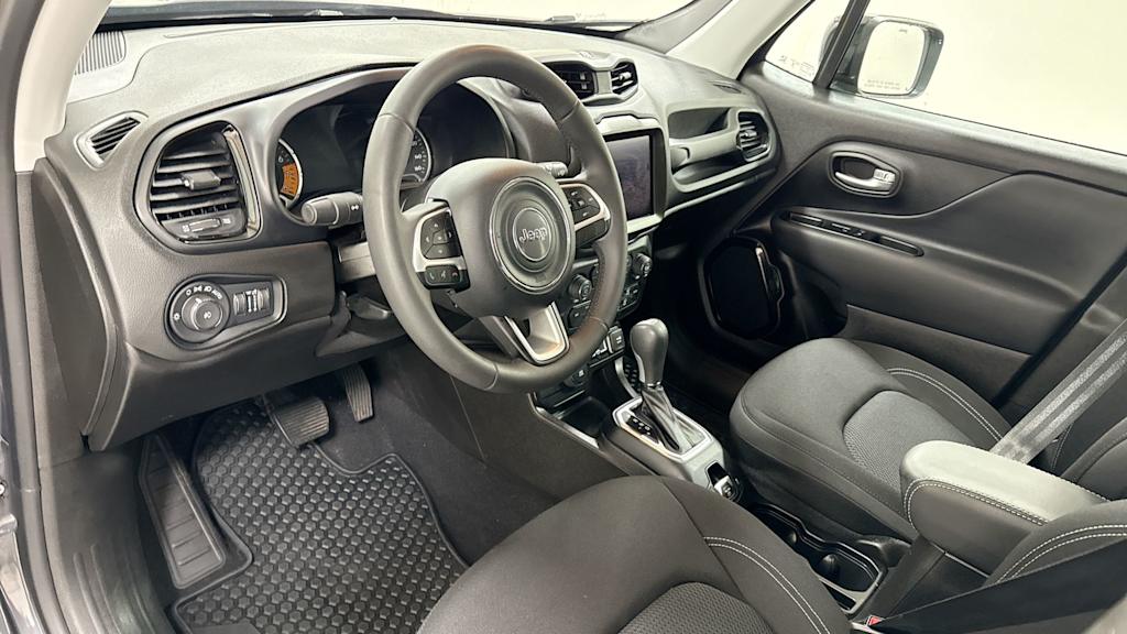 2023 Jeep Renegade Latitude 2