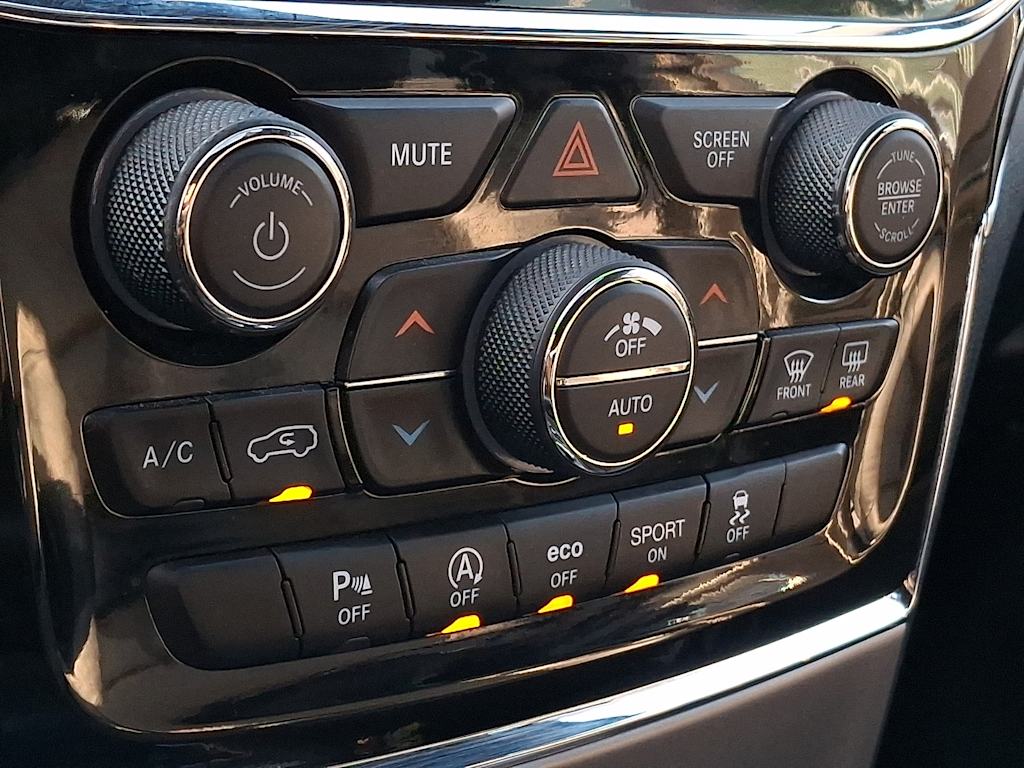 Thumbnail: 2020 Jeep Grand Cherokee - 19