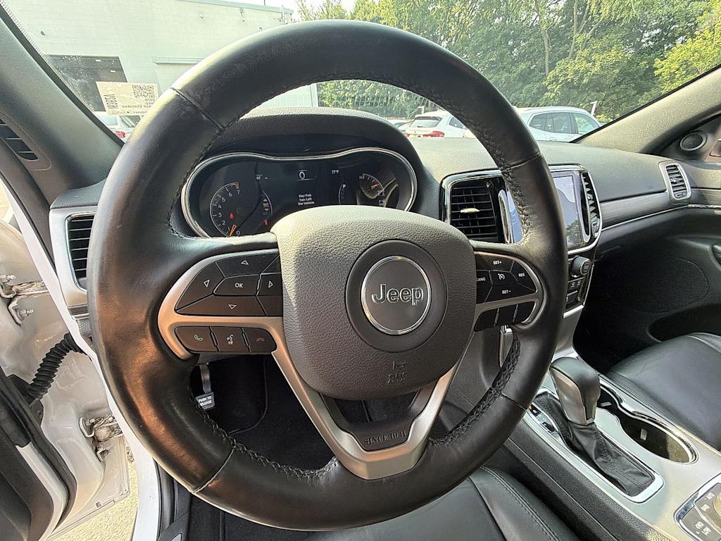 Thumbnail: 2020 Jeep Grand Cherokee - 10