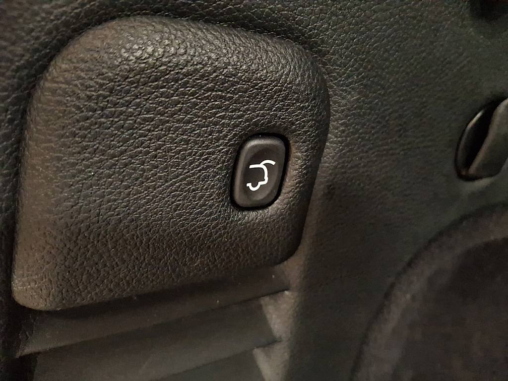 Thumbnail: 2017 Jeep Grand Cherokee - 28