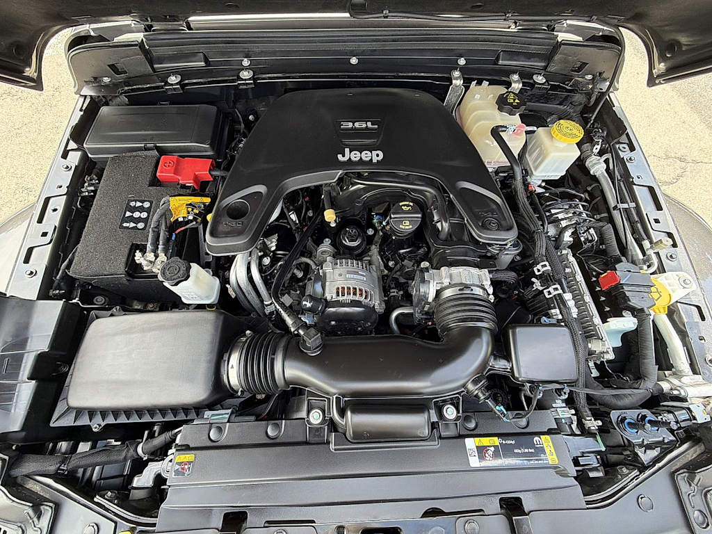 Thumbnail: 2021 Jeep Gladiator - 8