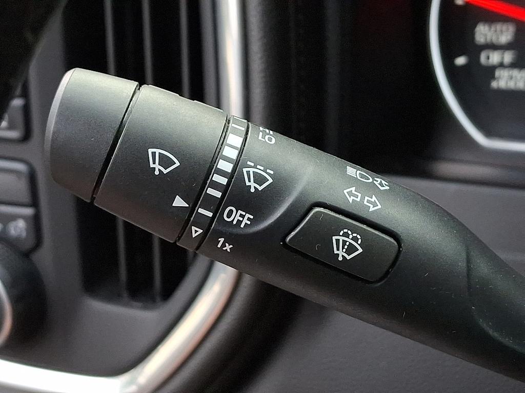 Thumbnail: 2019 Chevrolet Silverado 1500 - 25