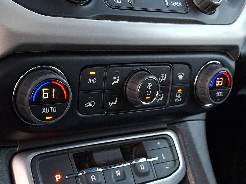 Thumbnail: 2023 GMC Acadia - 19