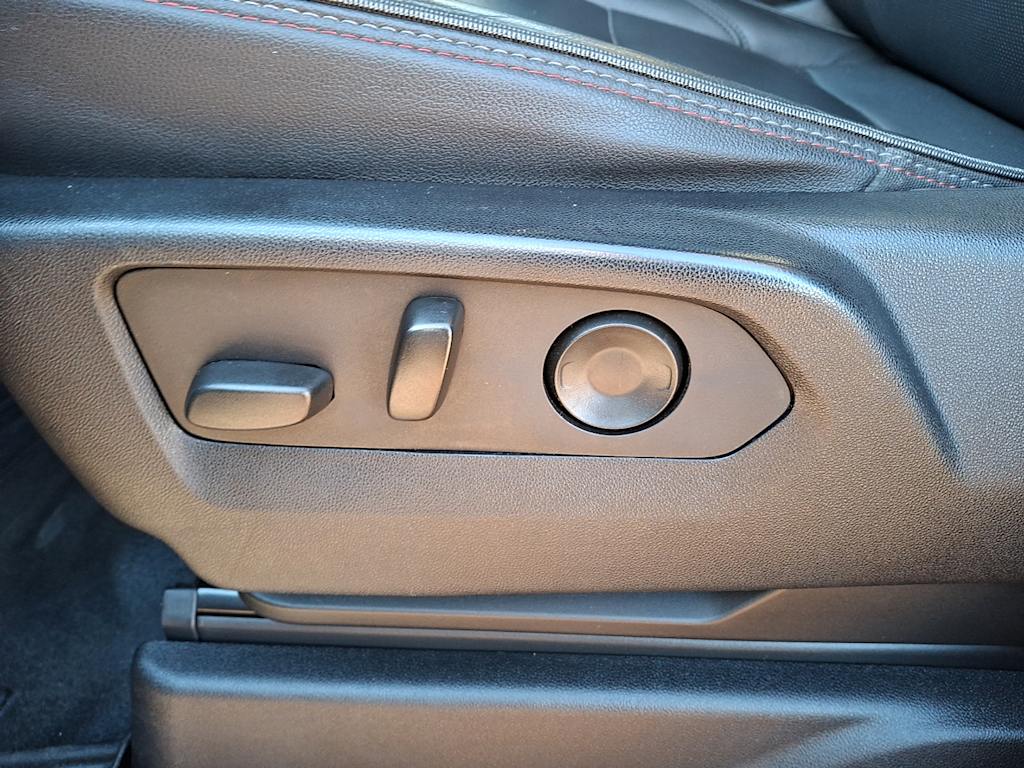 Thumbnail: 2021 Chevrolet Tahoe - 15