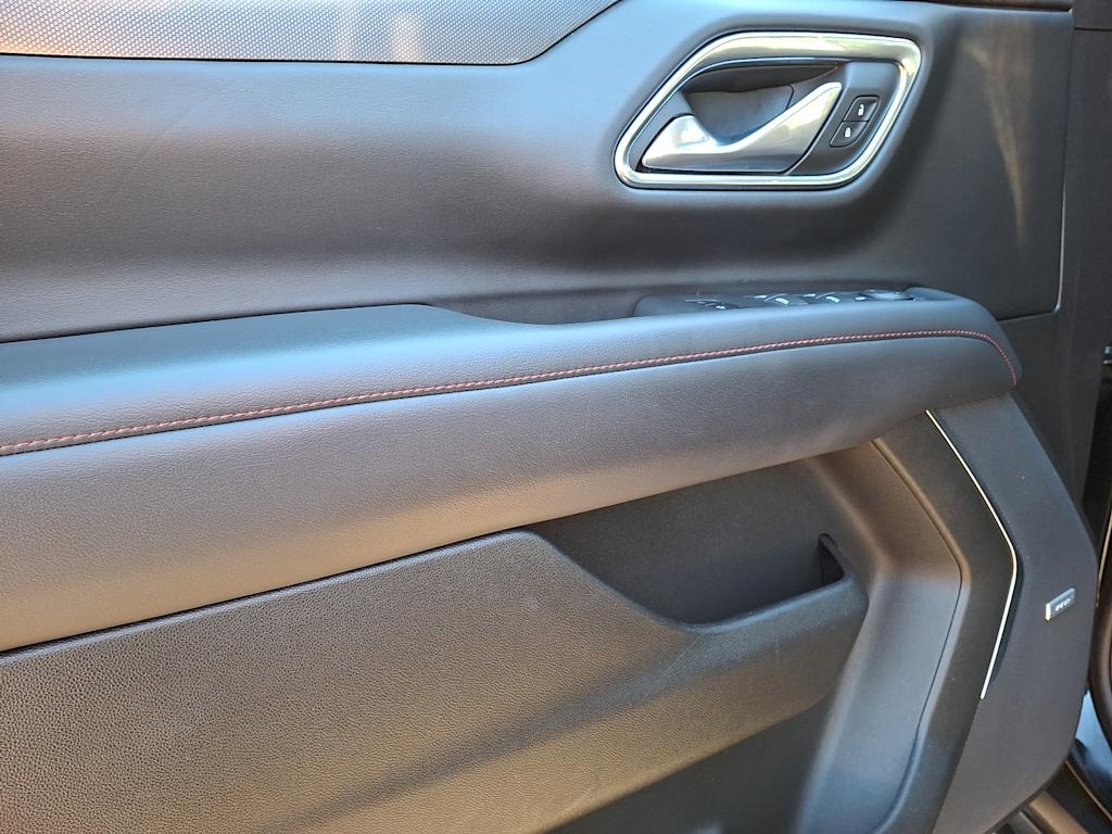 Thumbnail: 2021 Chevrolet Tahoe - 14