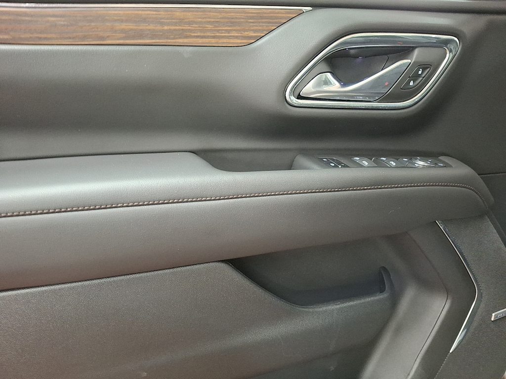 Thumbnail: 2024 Chevrolet Tahoe - 14