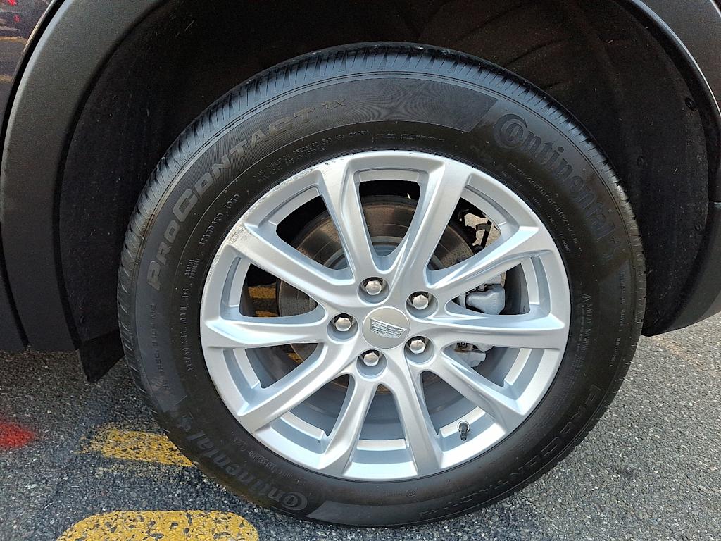 Thumbnail: 2022 Cadillac XT4 - 6