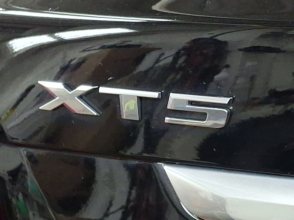 Thumbnail: 2024 Cadillac XT5 - 5