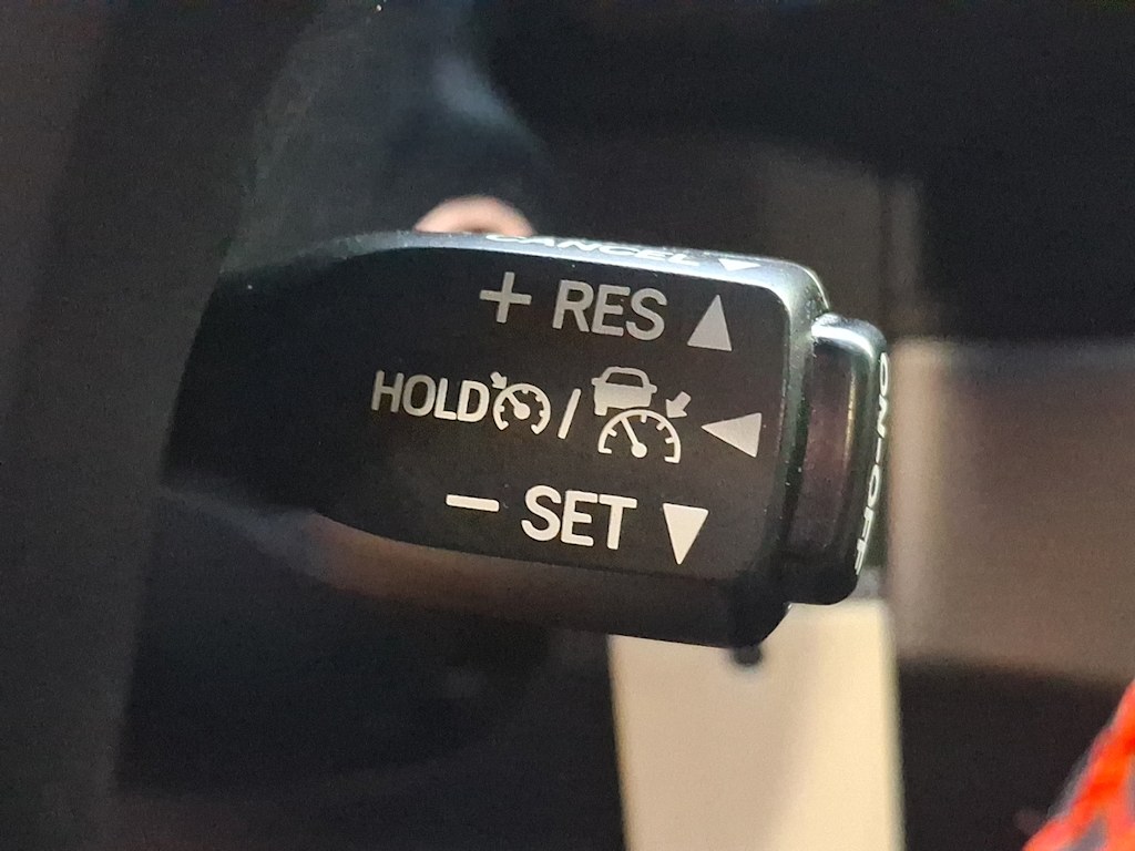 Thumbnail: 2020 Toyota Tacoma - 20