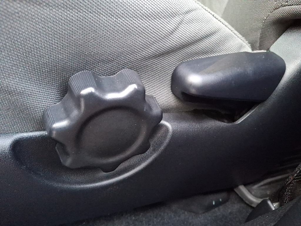 Thumbnail: 2020 Toyota Tacoma - 13