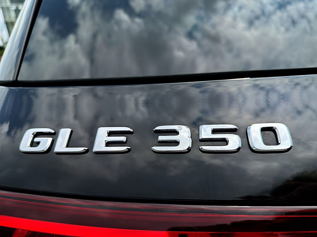 Thumbnail: 2023 Mercedes-Benz GLE - 7