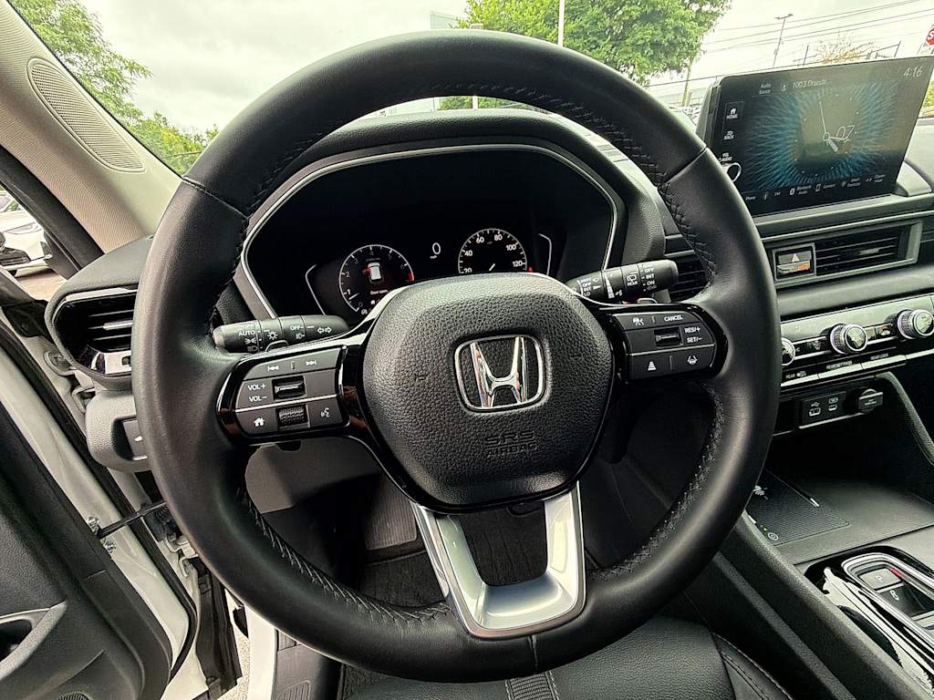 Thumbnail: 2023 Honda Pilot - 10