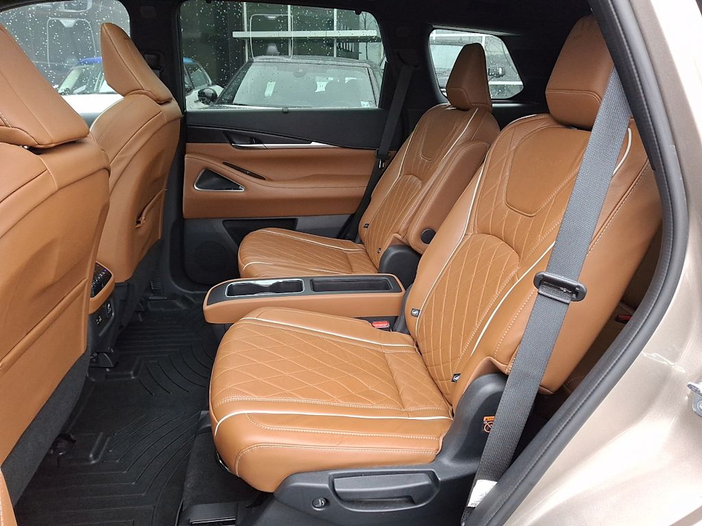Thumbnail: 2023 INFINITI QX60 - 8