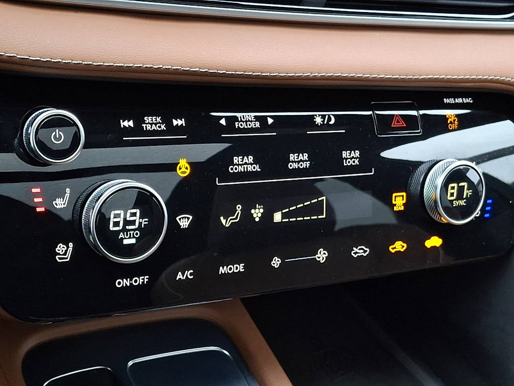 Thumbnail: 2023 INFINITI QX60 - 19
