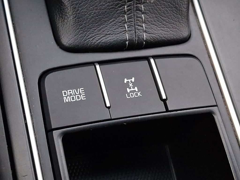 Thumbnail: 2019 Kia Sorento - 23