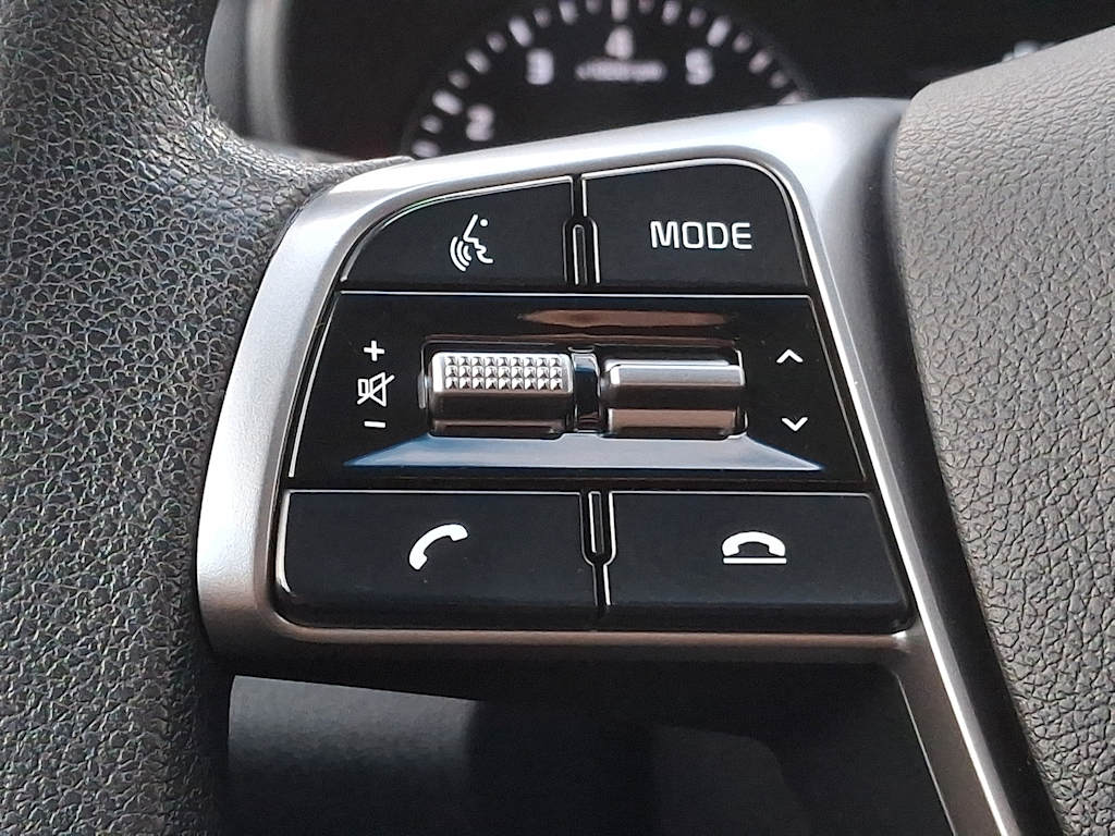 Thumbnail: 2019 Kia Sorento - 21