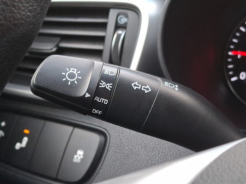 Thumbnail: 2019 Kia Sorento - 27