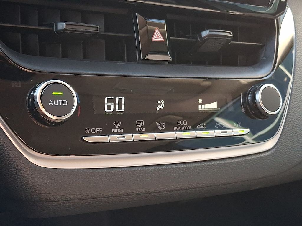 Thumbnail: 2025 Toyota Corolla - 18