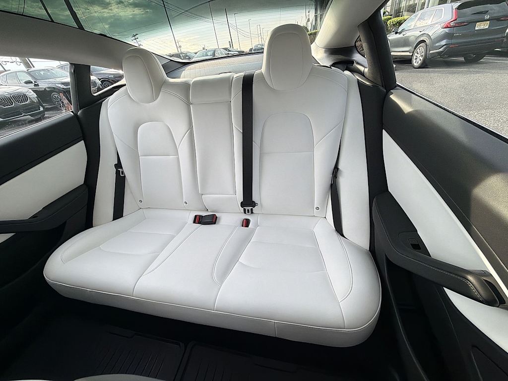Thumbnail: 2018 Tesla Model 3 - 26