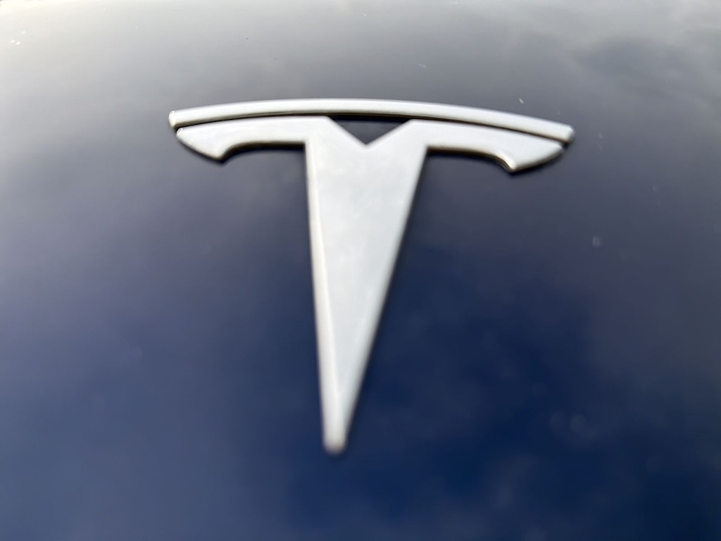 Thumbnail: 2018 Tesla Model 3 - 7