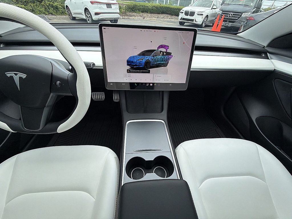 Thumbnail: 2022 Tesla Model 3 - 13
