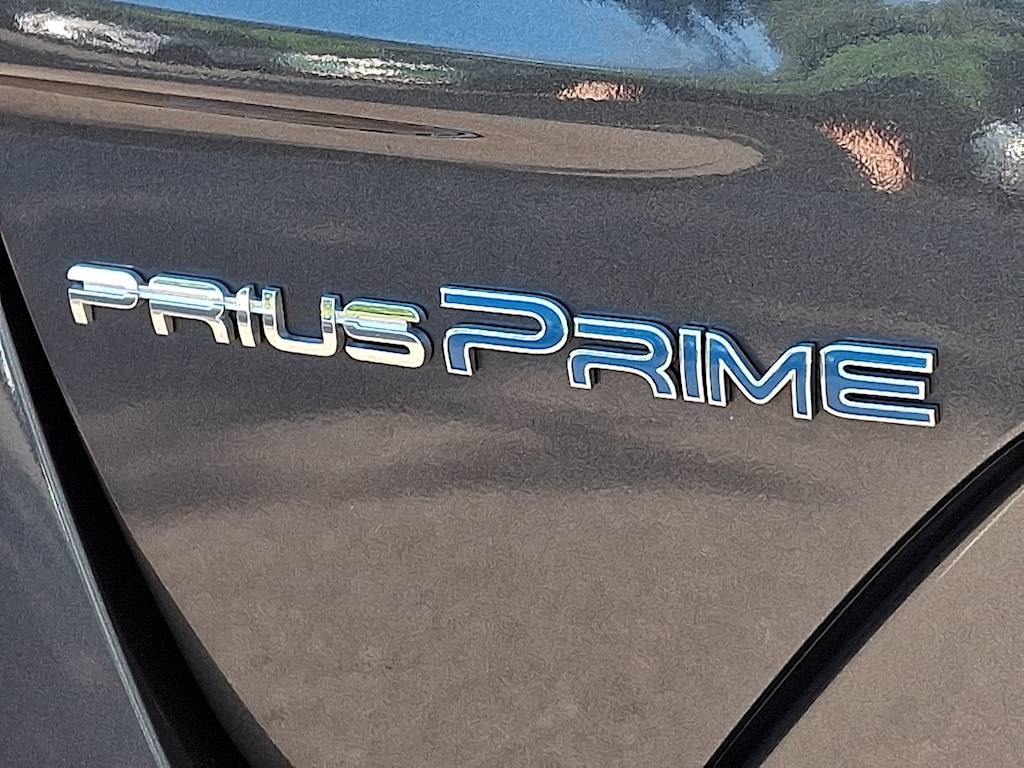 Thumbnail: 2021 Toyota Prius Prime - 28