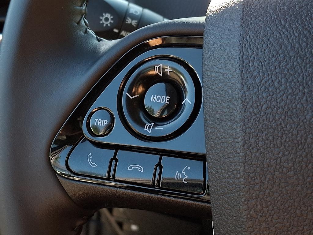 Thumbnail: 2021 Toyota Prius Prime - 19