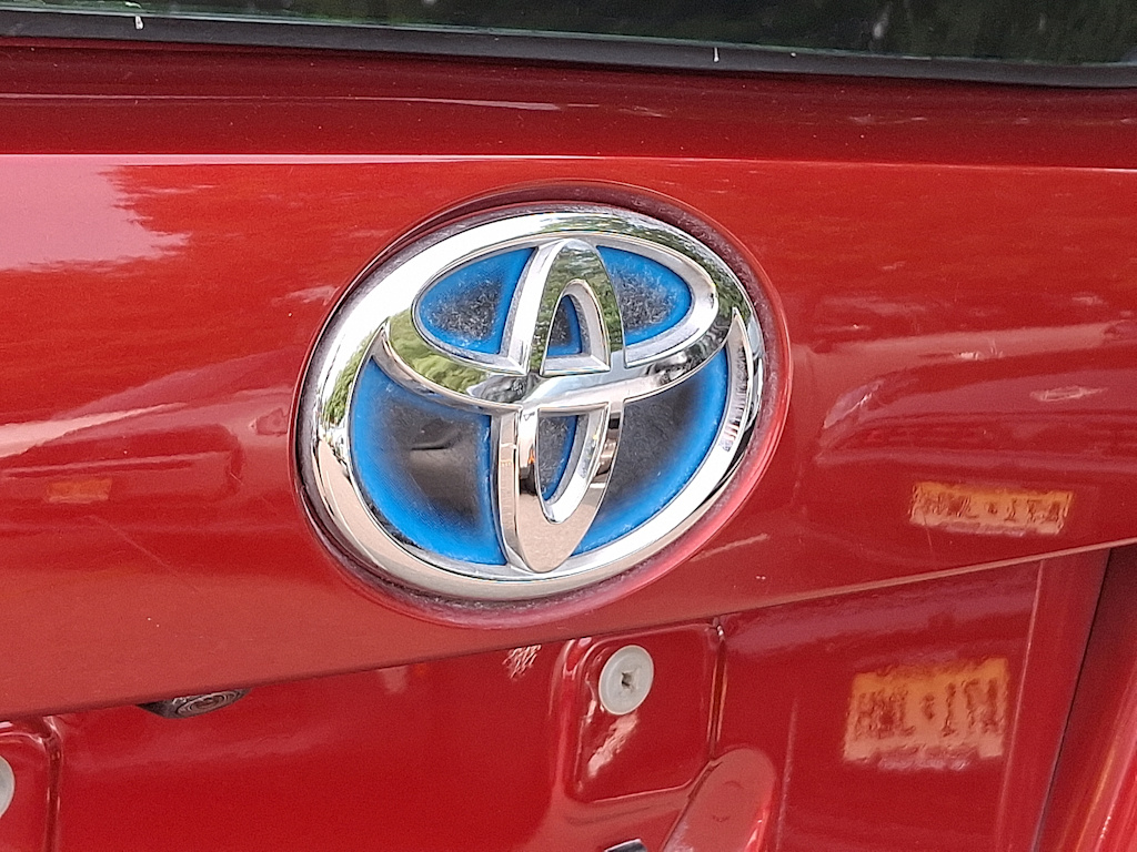 Thumbnail: 2016 Toyota Prius - 29