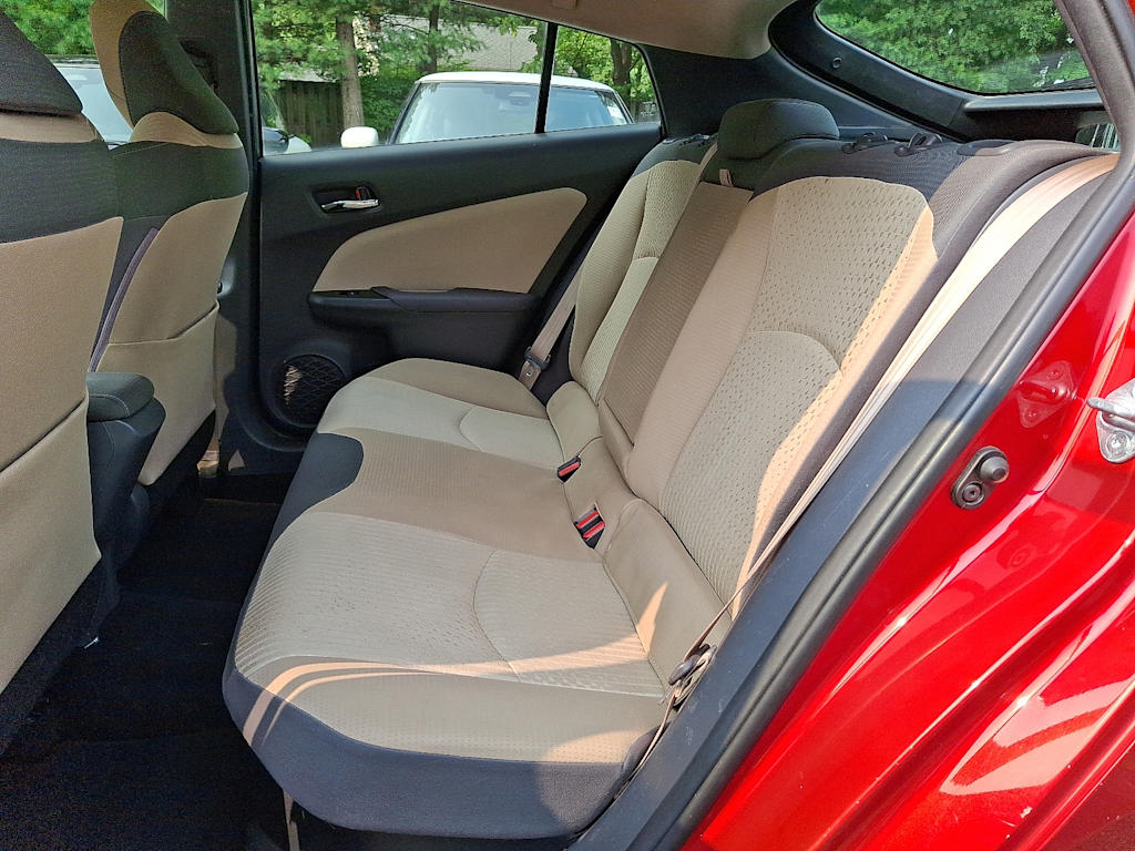 Thumbnail: 2016 Toyota Prius - 7