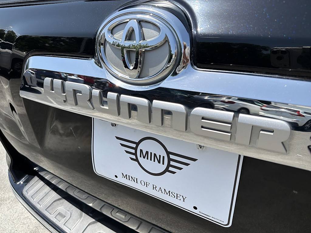 Thumbnail: 2020 Toyota 4Runner - 7
