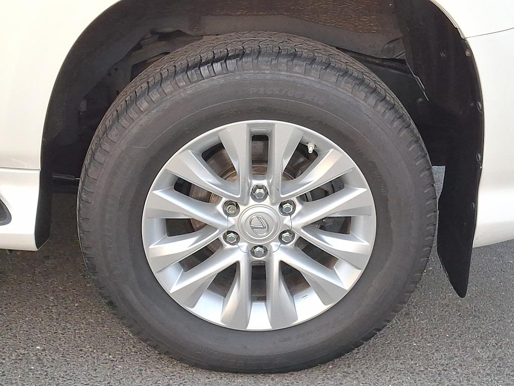 Thumbnail: 2019 Lexus GX - 7