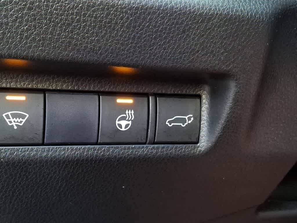 Thumbnail: 2021 Toyota RAV4 - 27