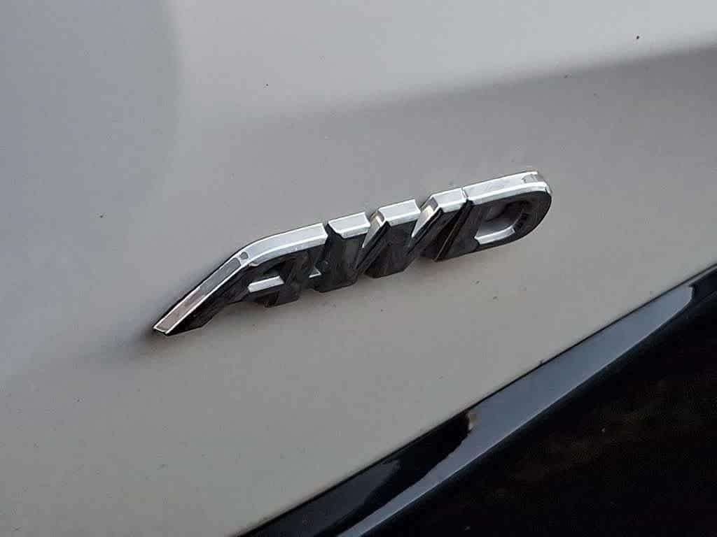 Thumbnail: 2021 Toyota RAV4 - 4