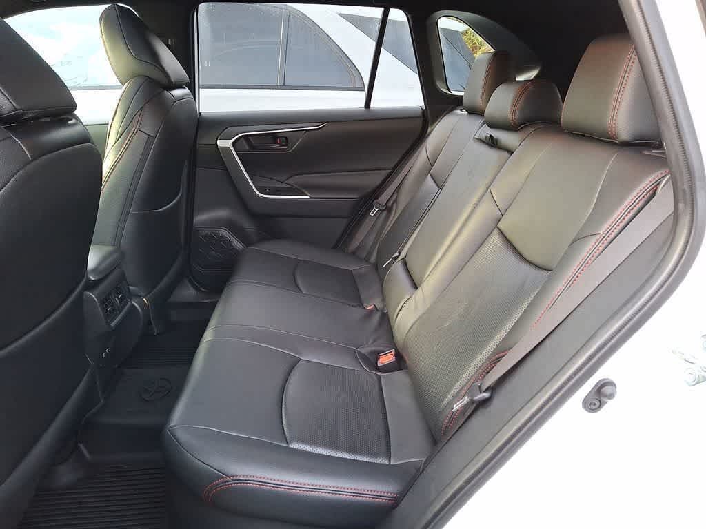 Thumbnail: 2021 Toyota RAV4 - 7