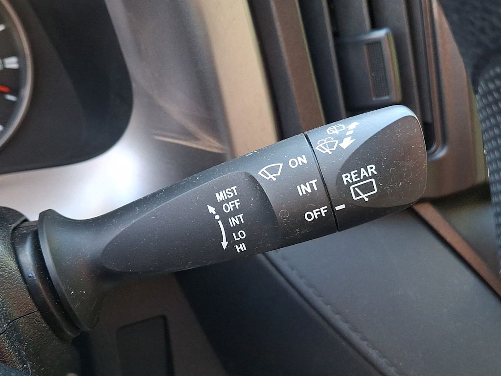 Thumbnail: 2016 Toyota RAV4 - 23