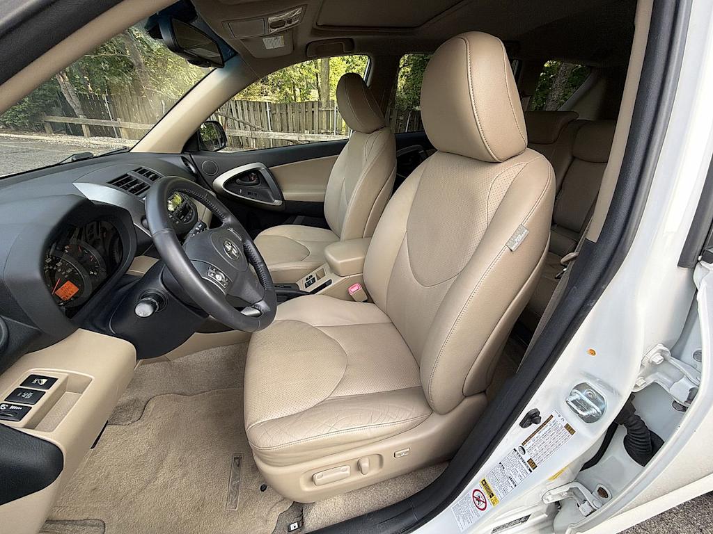 Thumbnail: 2009 Toyota RAV4 - 12